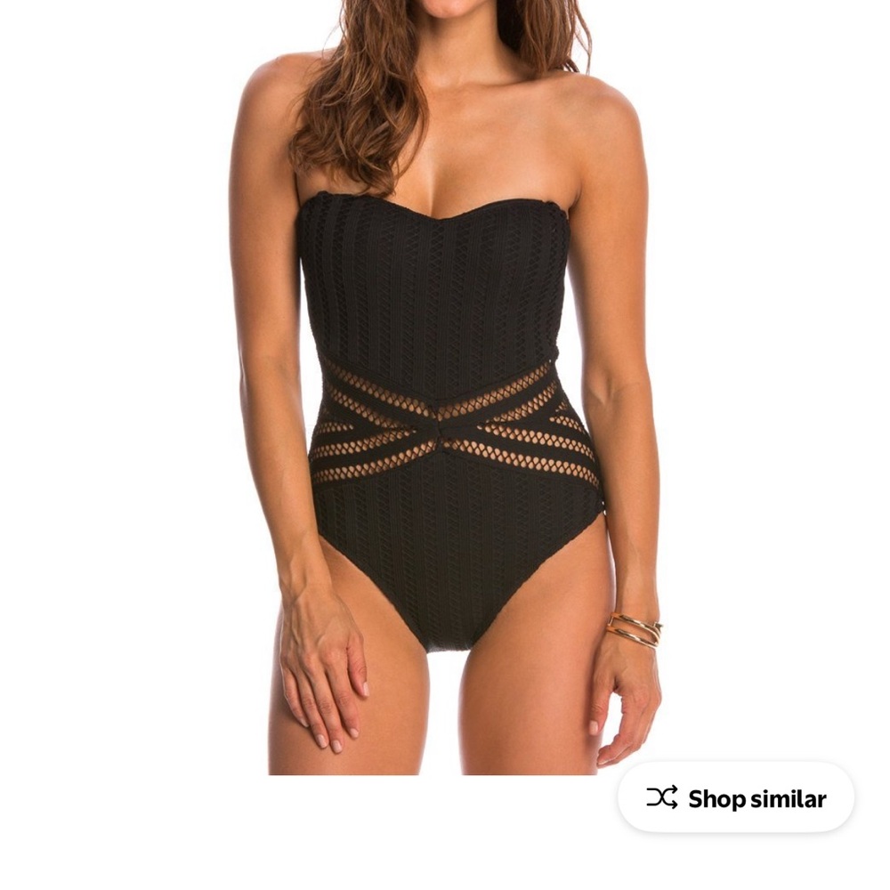 Kenneth Cole Women’s Black Crochet one-piece Large - Picture 3 of 6